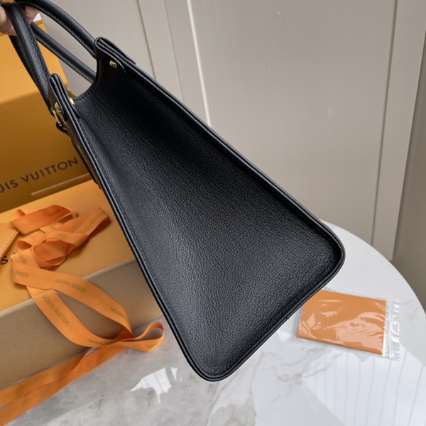 ルイヴィトンバッグ内部構造